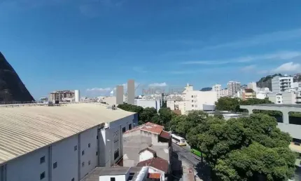 Rua almirante cochrane - apartamento 3 quartos sendo 1 suíte - vaga - praça saens pena - tijuca código 20619