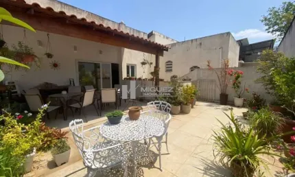 Andaraí - Rua Nísia Floresta - Localização maravilhosa - 4 quartos - 2vaga garagem - 250m² - Código 20569