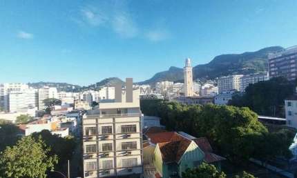 Rua Doutor Satamini - Apartamento á venda com 3 quartos - Vaga - Tijuca - Código 20557
