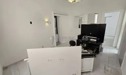 Apartamento a venda Rua Jerônimo de Lemos - 2 salas, 3 quartos, 1 banheiro social, cozinha e área de serviço - Vila Isabel - Código 20456
