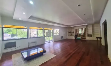 APARTAMENTO À VENDA, RUA ITACURUÇA-  TIJUCA À 400M DO METRO - 5 QUARTOS, 5 BANHEIROS, 3 VAGAS. 320m²
