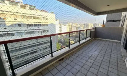 Apartamento a venda área nobre Tijucana - Rua Itacuruça - Varanda, sala, 3 quartos/1 súíte, 1 banheiro social, copa cozinha, dependências completa, 1 vaga na escritura - Código