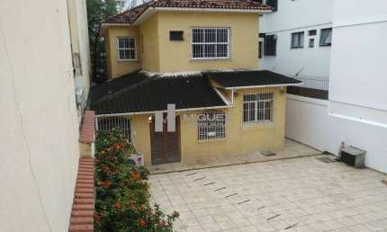 Vendo casa espetacular, rua Lúcio de Mendonça com 4 quartos