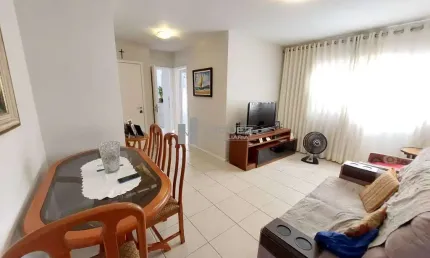 Apartamento modernizado a venda na Rua Félix da Cunha, Largo da Segunda Feira, Tijuca, aproximadamente 80 m², 2 quartos, suíte, copa cozinha, dependências completa, 1 vaga de garagem na escritura.