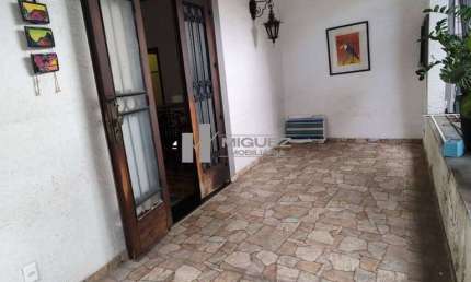 RUA GURUPI (GRAJAÚ) - APARTAMENTO TIPO CASA COMPOSTO POR VARANDA,SALA,3 QUARTOS SENDO 1 SUÍTE,1 BANHEIRO SOCIAL,COPA COZINHA,ÁREA EXTERNA COM POSSIBILIDADE DE ESPAÇO GOURMET,ÁREA DE SERVIÇO E BANHEIRO