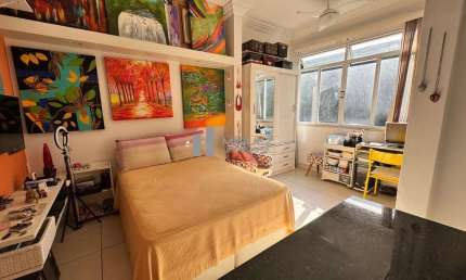 APARTAMENTO TIPO ESTÚDIO TODO MODERNIZADO PRÓXIMO A PRAÇA SÃENS PENA