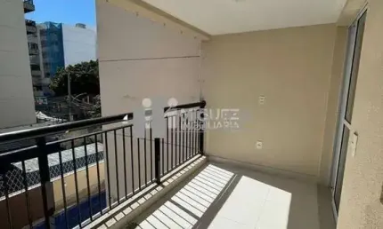 Vendo apartamento Marquês de Valença. Varanda, 3 qtos e infra