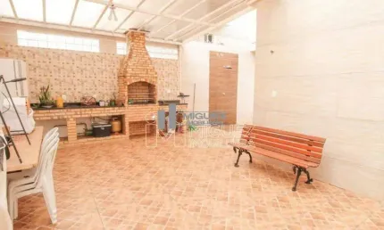 Casa a Venda com 2 quartos na Rua Marechal Bittencourt, Riachuelo - Rio de Janeiro.