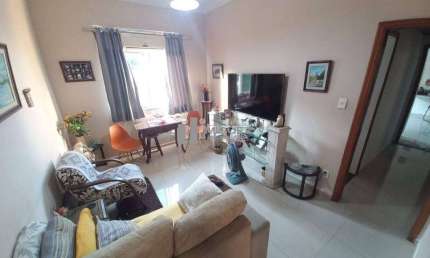 Rua Oito de Dezembro - Vila Isabel - Apartamento sala, 2 quartos banheiro social, ampla cozinha, dependência completa -1 vaga de garagem