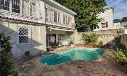 Casa a venda em Santa Teresa com 5 quartos, Santa Teresa - Rio de Janeiro