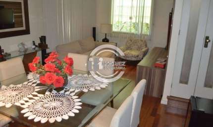 Vendo casa rua Henrique Fleuiuss - 4 quartos com piscina