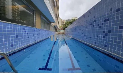 Rua desembargador izidro - tijuca - varanda com vista livre, sala, 2 quartos sendo 1 suíte, 1 banheiro social, cozinha e área de serviço - 100m² - 1 vaga na escritura - infraestrutura para toda famíli