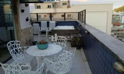 A venda cobertura em localização espetacular na rua Uruguai, colado ao metrô! 3 Quartos sendo 1 suíte vaga e portaria 24 horas Código 21213