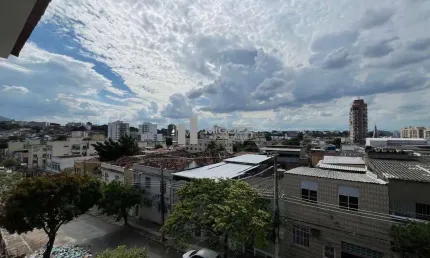 A venda, apartamento com sacada, 2 quartos, jacuzzi e vaga em escritura no Engenho Novo