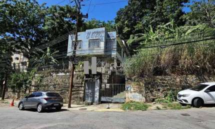 RIO COMPRIDO, RUA SANTA  ALEXANDRINA, CASA COM 6 APARTAMENTOS E TERRENO COM 6650m² DE AREA TOTAL, 20 VAGAS DE GARAGEM