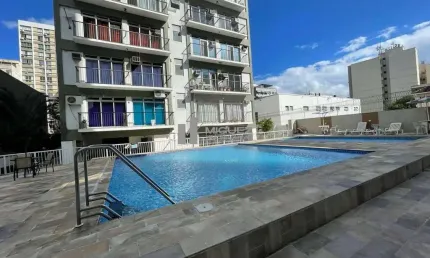 Apartamento a venda em localização privilegiada, uma quadra do metrô Afonso pena, com 2 Varandas. 3 quartos, Vaga na escrituraTijuca - Rio de Janeiro