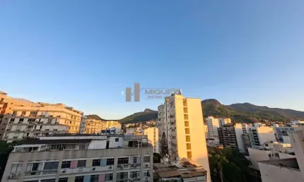 Praça afonso pena! apartamento à venda com 2 quartos e vista para o cristo na rua doutor satamini, no bairro da tijuca. código: 21613