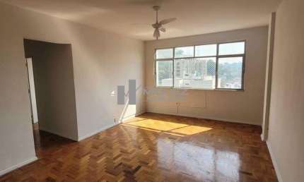 Apartamento 3 Quartos na Rua Conde de Bonfim com Vaga de Garagem