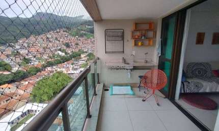 Apartamento à venda no Condominio Aquarela Carioca, Rua do Bispo. Sol manhã, vista Cristo Redentor. Código 21681