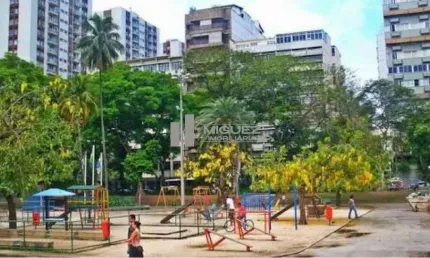 Apartamento à venda, na Rua/Metrô Afonso Pena, Tijuca. 3 quartos, suíte, 109m² e vaga.