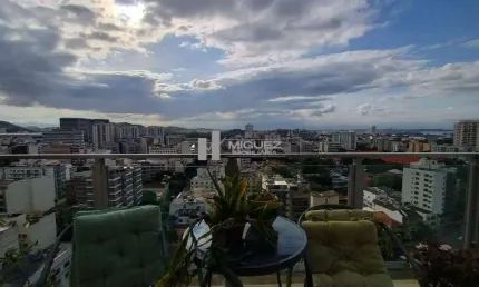 Apartamento a venda com varanda 3 quartos com 2 vagas de garagem na escritura - Rua Martins Pena - Código 21761