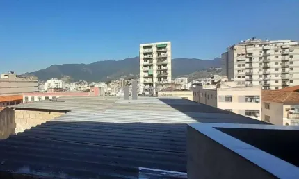 CASA DE VILA À VENDA - CONSELHEIRO OTAVIANO, FINAL DA RUA LUÍS BARBOSA, PRIMEIRA VILA NA SUBIDA DA COMUNIDADE, 2 QUARTOS E TERRAÇO, OPORTUNIDADE!!!