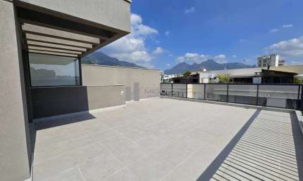 Cobertura com 222m², 4 Quartos (1 Suíte), Varanda Gourmet, Terraço preparado para receber piscina e área gourmet ee Lazer Completo na Tijuca – Perto do Metrô