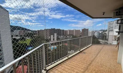 Apartamento a venda com Varandão, com 3 quartos, suíte e 2 vagas na praça Verdun