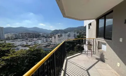 Vendo Cobertura duplex na Freguesia (Jacarepaguá) com 3 quartos, 2 salas, churrasqueira e 2 vagas em condomínio com infraestrutura
