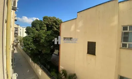 Apartamento de 2 quartos mobiliado próximo a UERJ com vaga de garagem - portaria 24h - infraestrutura