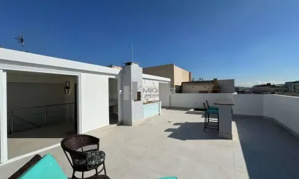 Cobertura Espetacular de Alto Padrão à venda, na Tijuca com Ambientes Integrados – 5 Quartos, 3 Suítes, Terraço Panorâmico, 5 Vagas na Escritura e Painés Solares. Próximo ao Largo da Segunda Feira, e 