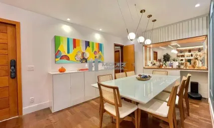 Apartamento a venda na tijuca, rua itacuruça, com excelentes 4 quartos (sendo 1 suíte), todo decorado, vaga na escritura e colado ao metrô da rua uruguai.