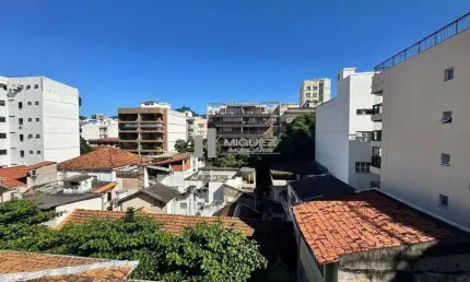 Rua marquês de valença, vendo apartamento a 350m (metrô são francisco xavier), 2 quartos, 1 suíte, vaga de garagem.