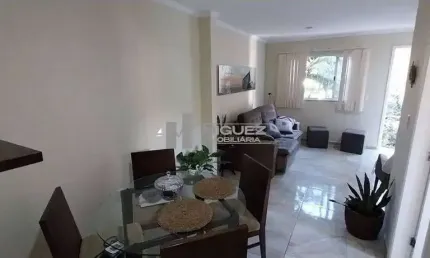 Rua Santa Maria do Rosselo, Tijuca,   próximo à Rua Uruguai (melhor trecho), casa a venda, 04 quartos, suítes. Obs.:  Proximidades metrô!