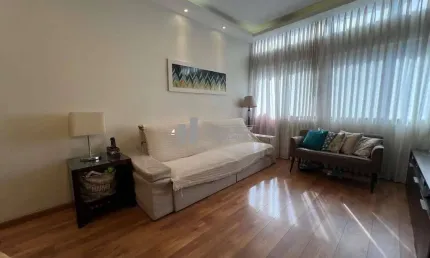 Oportunidade na Tijuca! Apartamento à venda com 3 quartos bem distribuídos, 1 vaga de garagem na escritura e perto do Metrô Uruguai. Perfeito para quem busca conveniência e conforto. Fale conosco e sa