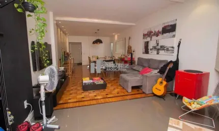 Na Tijuca, apartamento à venda com 160 m², a 700 metros do metrô São Francisco Xavier. Salão em 3 ambientes, 3 quartos e 1 vaga. Perfeito para quem busca espaço e praticidade. Agende sua visita agora!