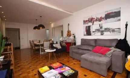 Apartamento à venda na Tijuca, entre as ruas Alzira Brandão e Pereira Barreto! Com 160 m², salão em 3 ambientes, 3 quartos e 1 vaga de garagem, a 700 metros do metrô São Francisco Xavier. Conforto e l