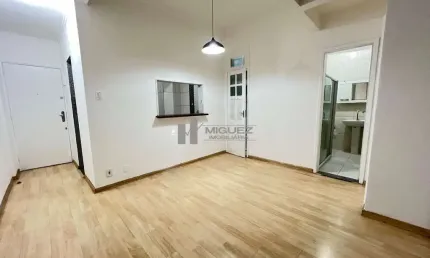 Apartamento a venda - sala, 2 quartos, banheiro social, ampla cozinha, dependências completas, 1 vaga de garagem - Rua Do Bispo Rio Comprido.