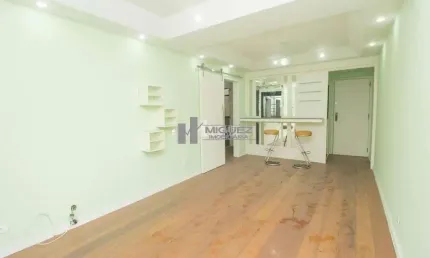 Rua santa sofia: 90 m² bem distribuídos em 2 quartos, sendo 1 suíte, com 2 vagas. imóvel à venda em ponto estratégico da tijuca, perto de tudo.