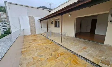Cobertura à venda na Rua Uruguai, Tijuca. São 2 quartos e uma vista espetacular em localização estratégica do bairro. Agende sua visita.