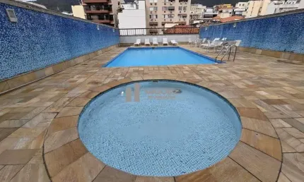 Apartamento à venda na tijuca com 2 quartos (1 suíte), varanda e 2 vagas na escritura. condomínio com infraestrutura completa, a poucos metros do metrô uruguai.