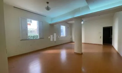Apartamento à venda na tijuca salão , 2 quartos. colado no metro uruguai na rua conde  de bonfim