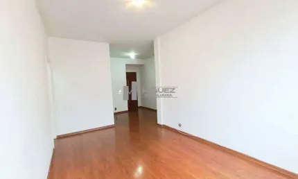 Rua cambaúba, cobertura à venda com 2 quartos, ampla sala e perto de todo comércio, além do iate clube jardim guanabara. uma oportunidade para morar bem. saiba mais entrando em contato.