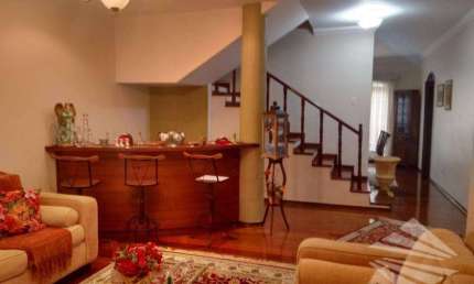 Sobrado à venda, 250 m² - Granja Daniel - Taubaté/SP