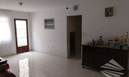 Sobrado com 8 dormitórios à venda, 316 m² - Vila Jaboticabeira - Taubaté/SP
