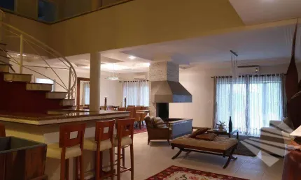Sobrado à venda, 900 m² por R$ 3.090.000,00 - Condomínio Portal da Serra - Taubaté/SP
