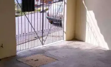 Casa com 2 dormitórios à venda, 100 m² - Cidade Deus - Taubaté/SP