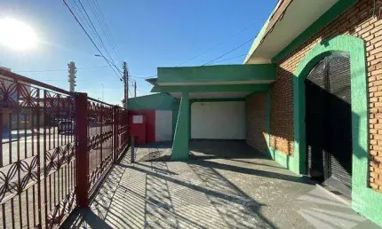 Casa à venda, 200 m² - Parque São Luís - Taubaté/SP