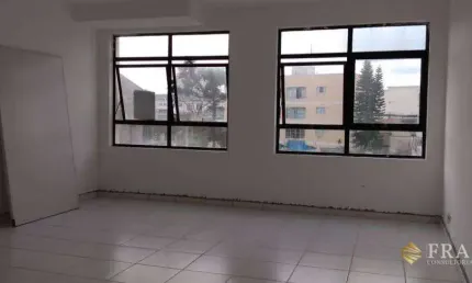 Ponto comercial com 1 sala para alugar na Rua Quinze de Novembro, Centro, Taubaté