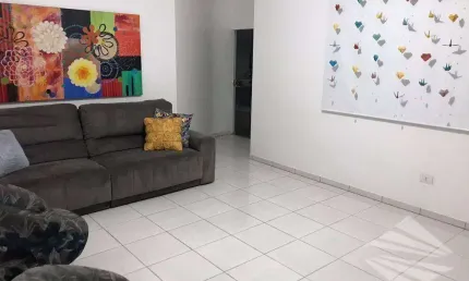 Casa com 3 dormitórios à venda, 232 m² - Campos Elíseos - Taubaté/SP